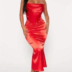 RED CORSET DRESS.